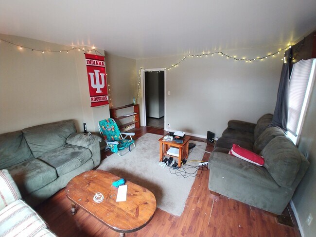 Photo - 401 E 12th St Unidad 1