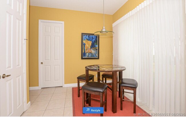 Photo - 7046 Maidstone Dr