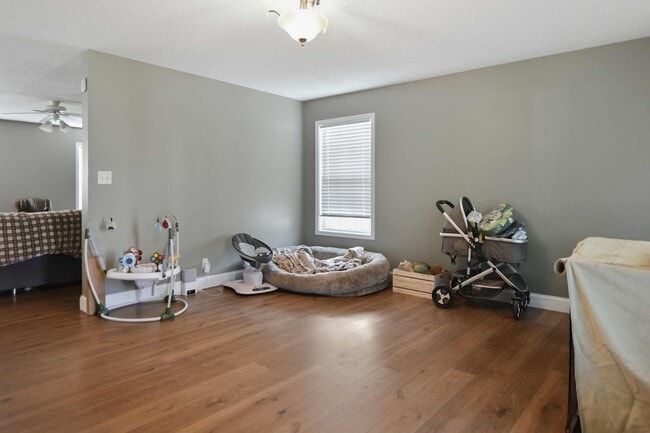 Photo - 795 Sugarcane Way