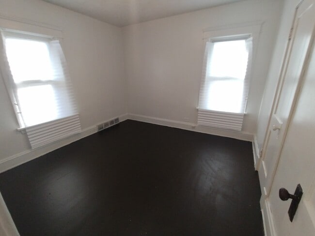 Photo - 11502 Ohlman Ave Unidad 2