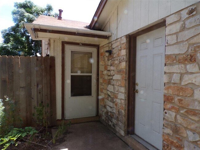 Photo - 12815 Hymeadow Dr