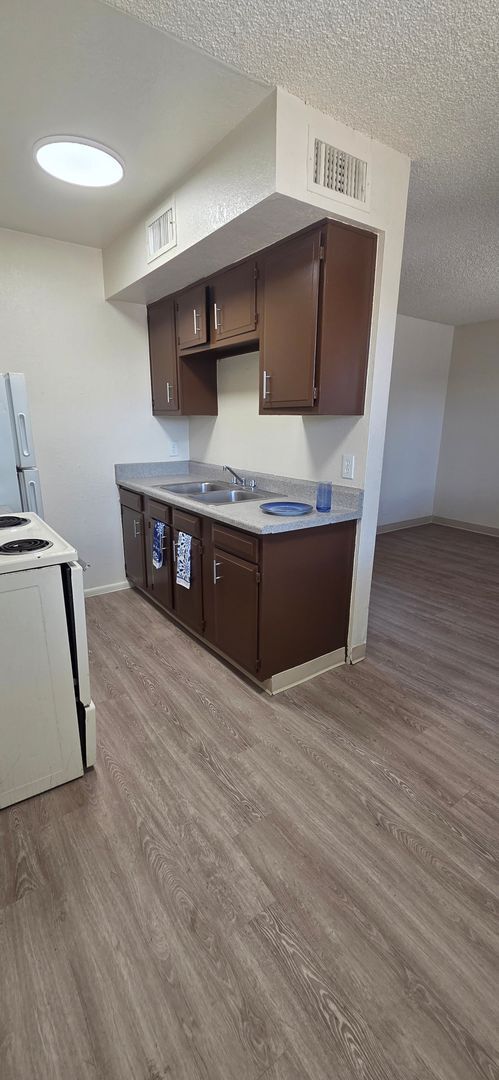 Photo - Executive Apartments