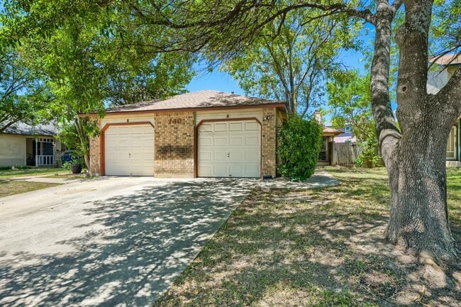 Photo - 740 Simonetti Dr