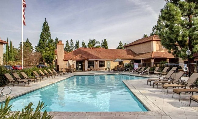 Building Photo - 12067 Alta Carmel Ct Unit Alta Carmel Court  69