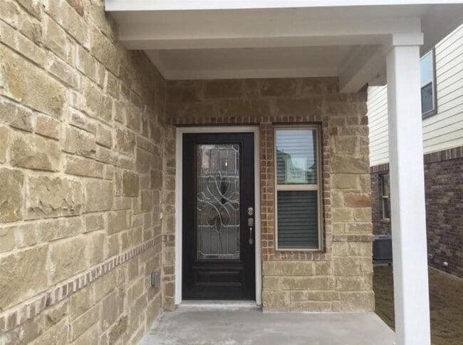 Photo - 7307 Albany Dr