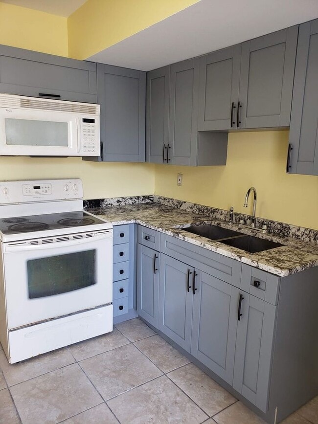 Photo - 1311 24th Ave S