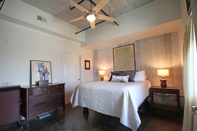 Photo - 1 Cool Blow St Unit Cool Blow