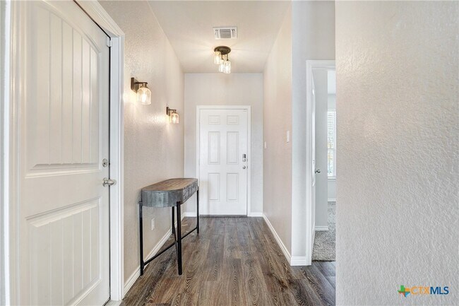 Photo - 4305 Abergavenny Dr