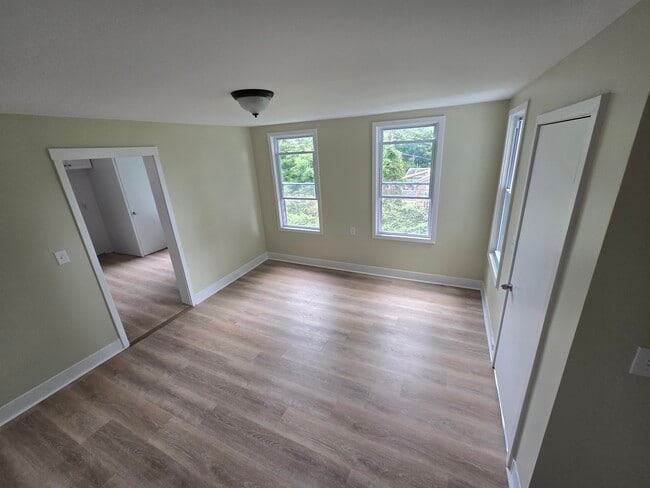 Photo - 27 Mansfield St Unit 2