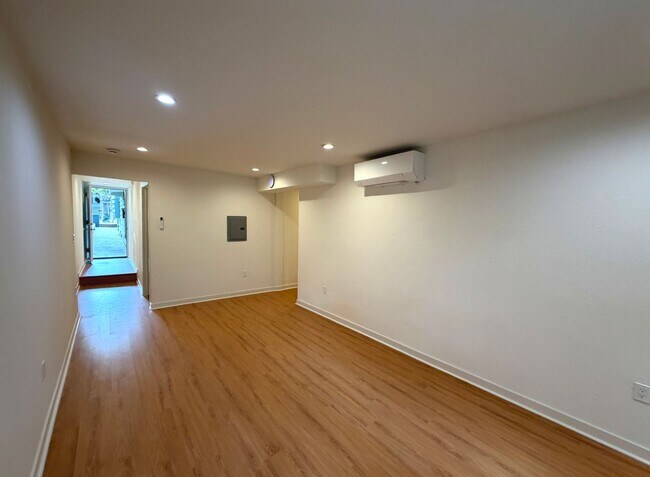 Photo - 1670 Page St Unit 1670 A