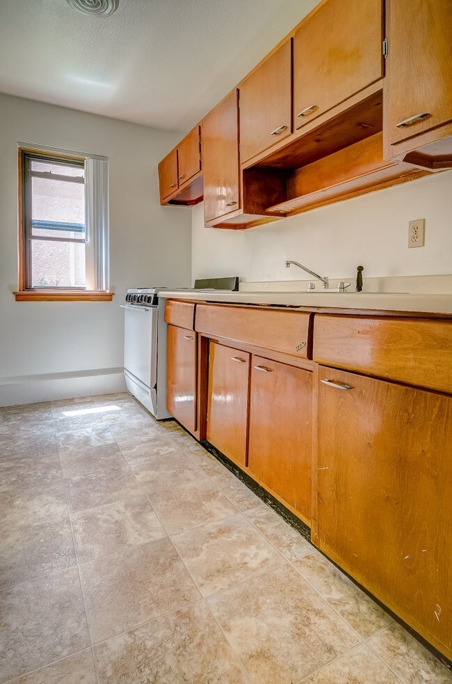 Photo - 2700 Humboldt Ave S.