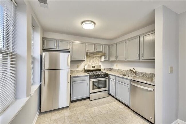 Photo - 1210 Perry St NE Condo