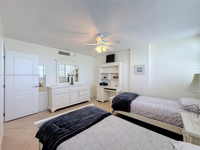 Photo - 1890 S Ocean Dr Unit 504