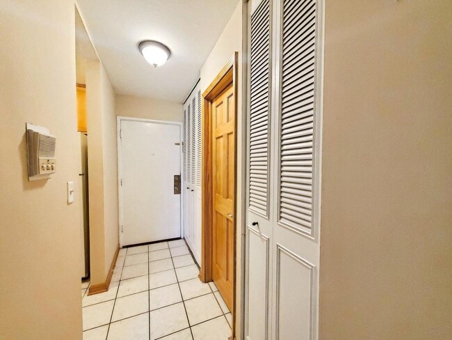 Photo - 1500 Robin Cir Unit 108