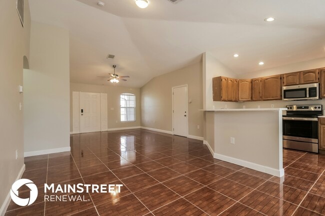 Photo - 3001 37th St SW