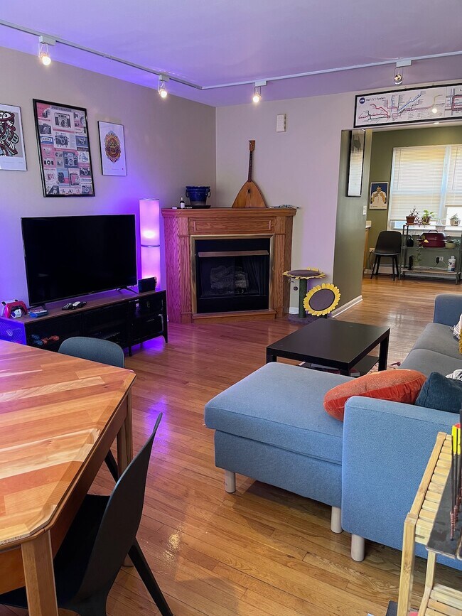 Photo - 1531 W Sherwin Ave Unit 2N