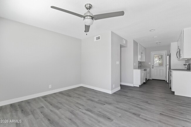 Photo - 35 W Medlock Dr Unidad 2