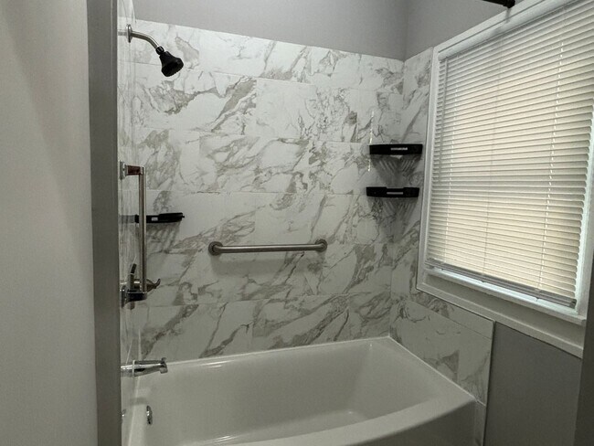 Photo - 4225-27 North College Avenue Unit 4227