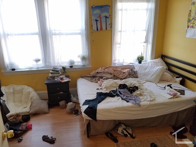 Photo - Awesome location three bedroom in Allston