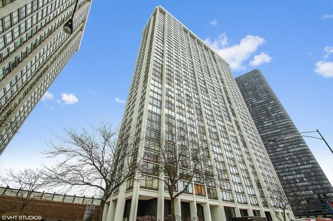 Photo - 5445 N Sheridan Rd Condo Unit 2809