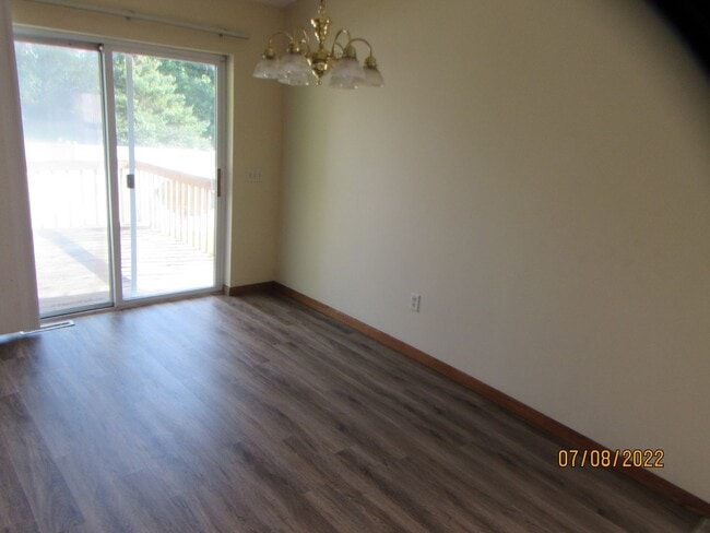 Photo - Saint Albert the Great Drive Unit 1219