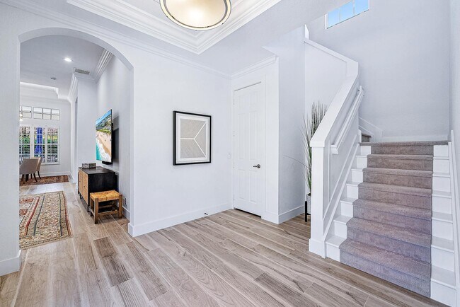 Photo - 102 Via Santa Cruz