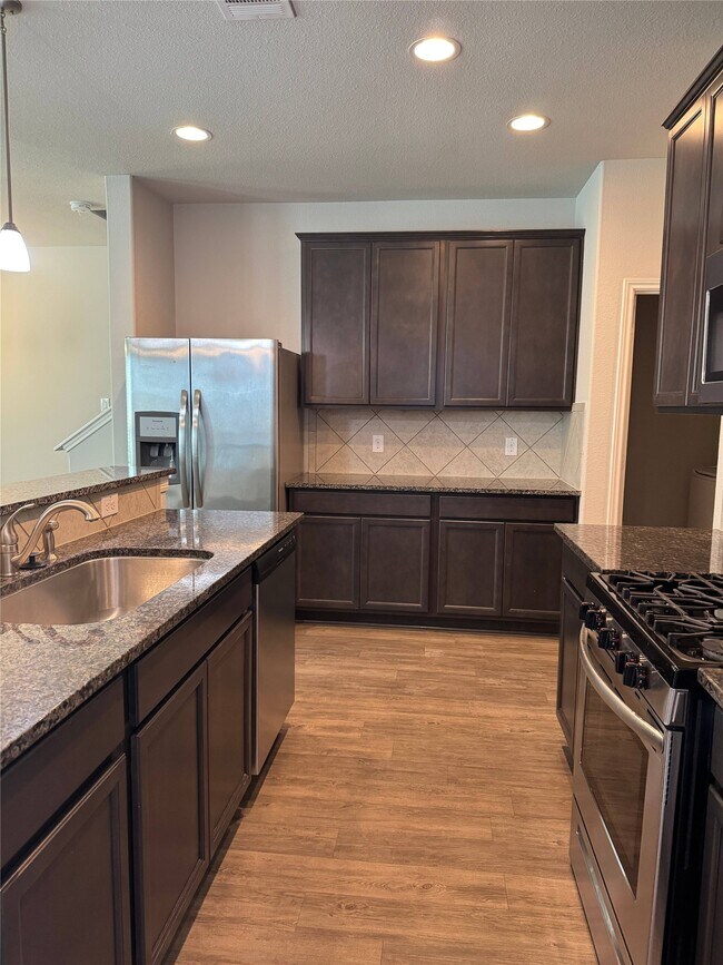 Photo - 149 Camelot Pl Ct