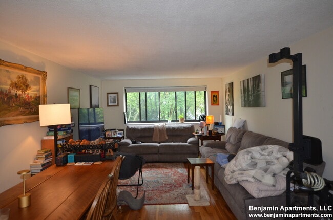 Building Photo - 60 Homer Ave Unit 508