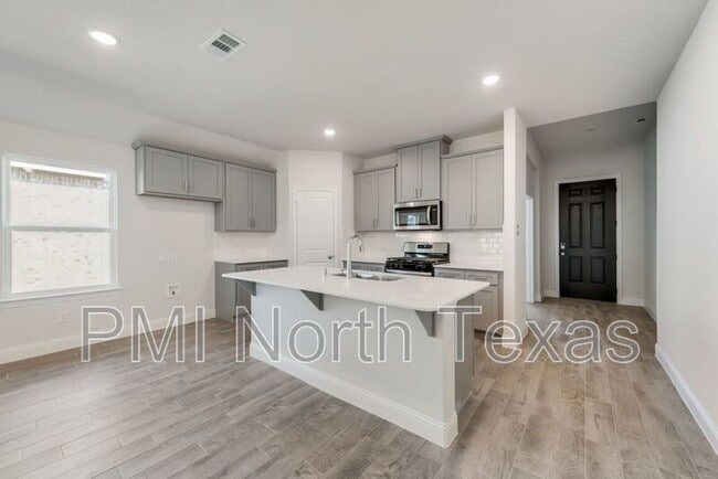 Photo - 309 Amenduni Ln