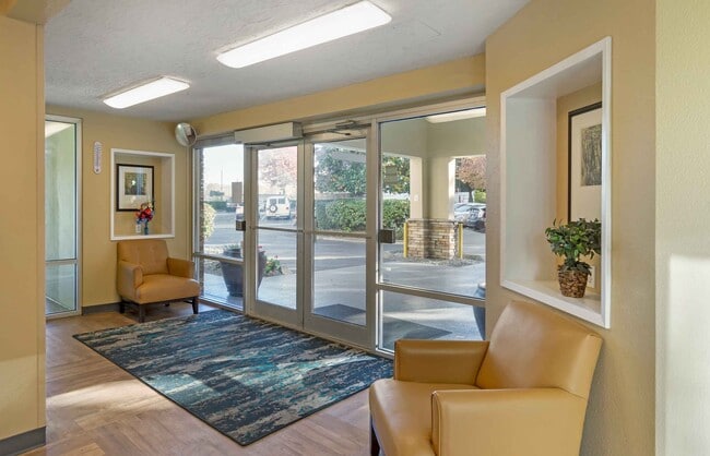 Furnished Studio-Seattle - Southcenter