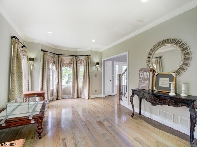 Photo - 14 Hemingway Dr