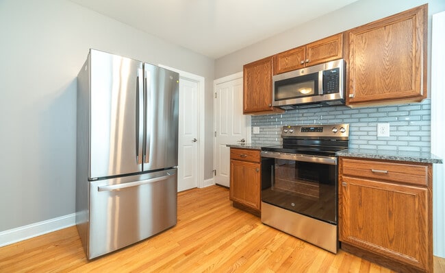 Photo - 362 Soundview Ave Unit 1