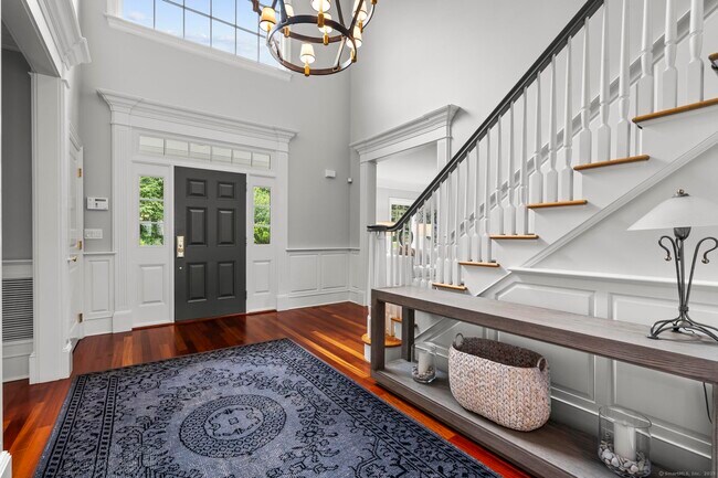 Photo - 91 Turkey Hill Rd S