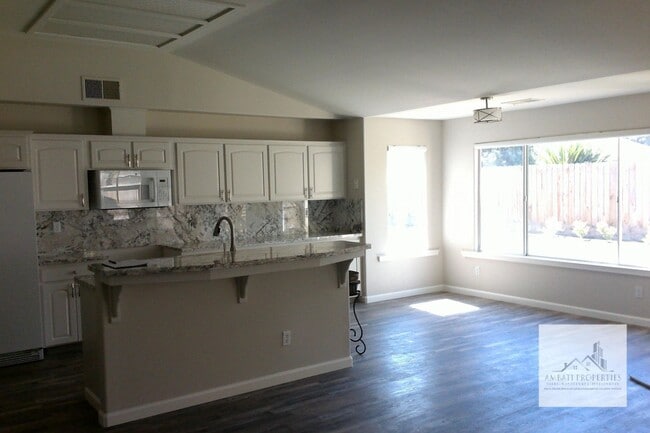 Photo - 1923 E Desert Island Dr