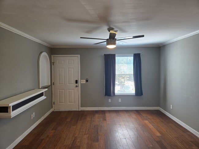 Photo - Great Efficiency Apartment in PCB! *Basic ...