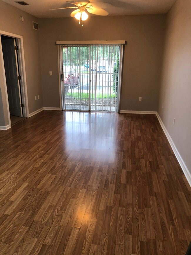 Photo - 8226 Green Parrot Rd Unit 103