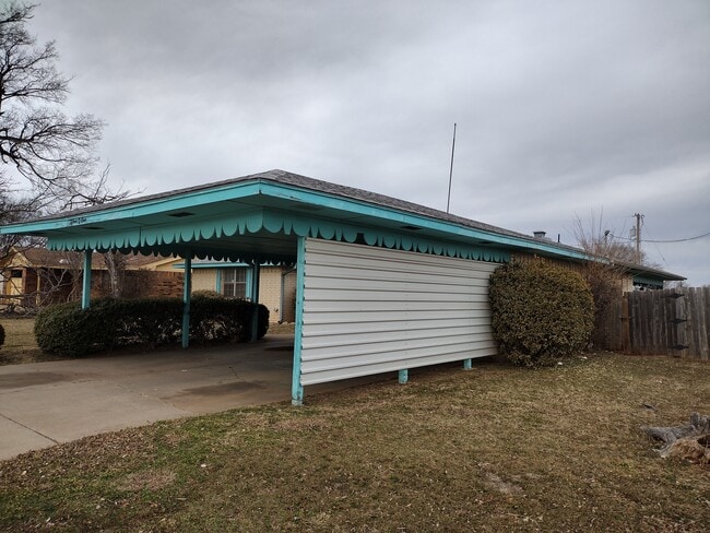 Photo - 1501 SW Monroe Ave