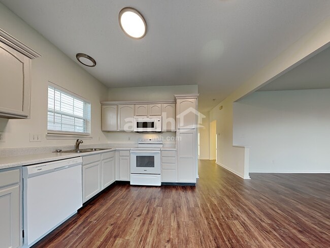 Photo - 19344 Fox Chase Dr