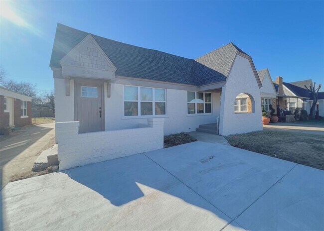 Photo - 2542 NW 21st St