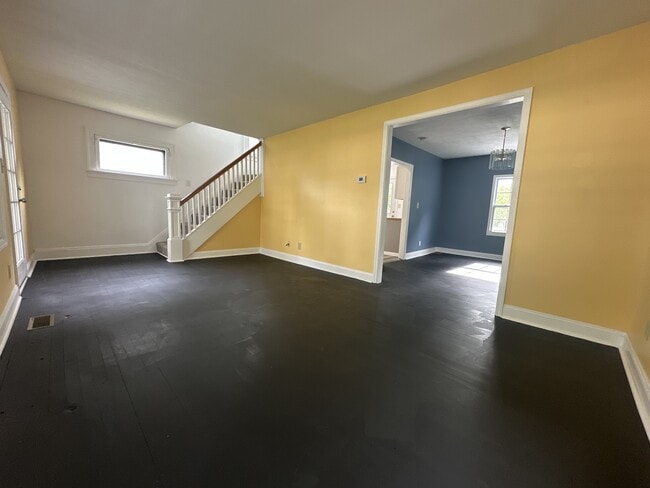 Photo - 275 Goodview Ave