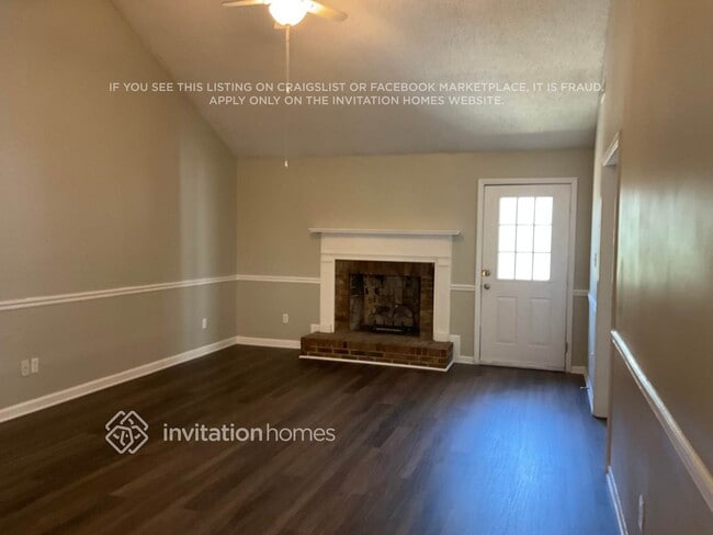 Photo - 635 Tryon Pl