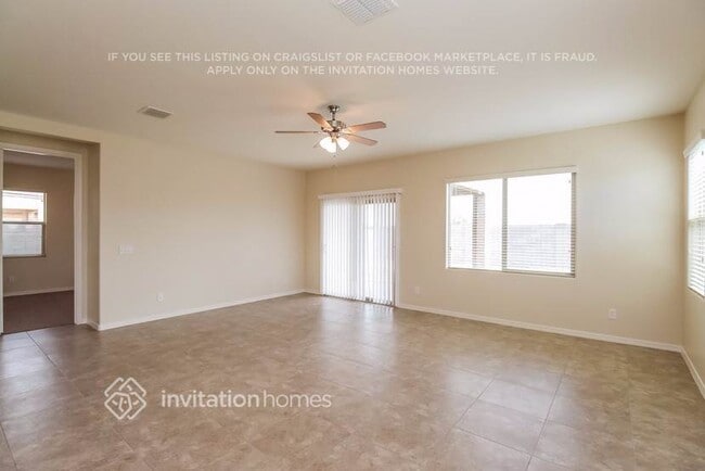 Photo - 4962 E Alamo St