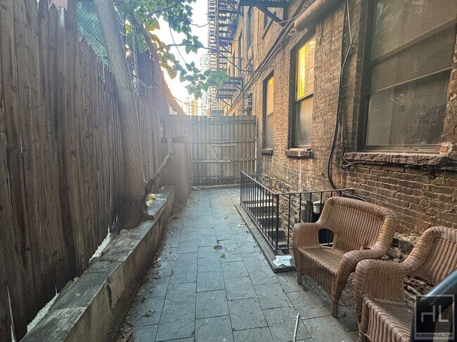 Photo - EAST 28 STREET Unidad 1B