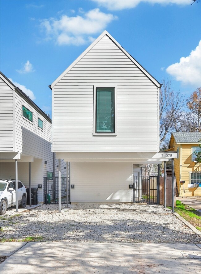 Building Photo - 7407 Rusk St Rental