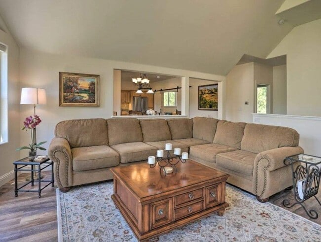 19490 Calico Rd
