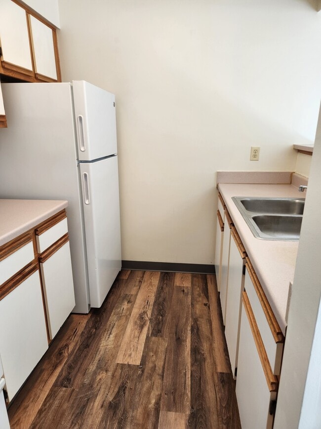 Photo - Briargate Place Apartments