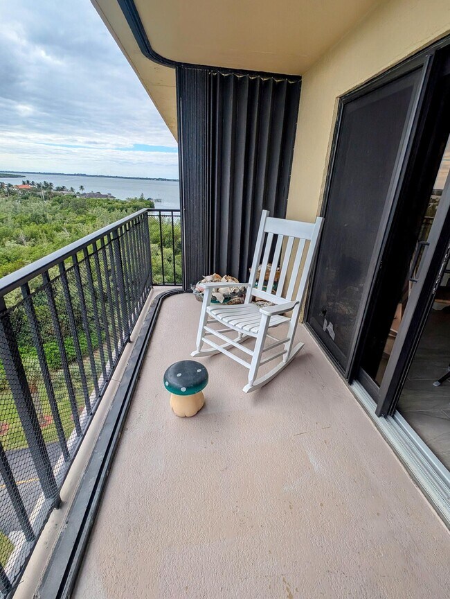 Photo - 801 S Ocean Dr Unit 910