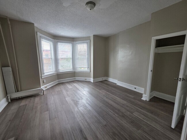 Photo - 104 S 51st St Unit 2nd Floor - B