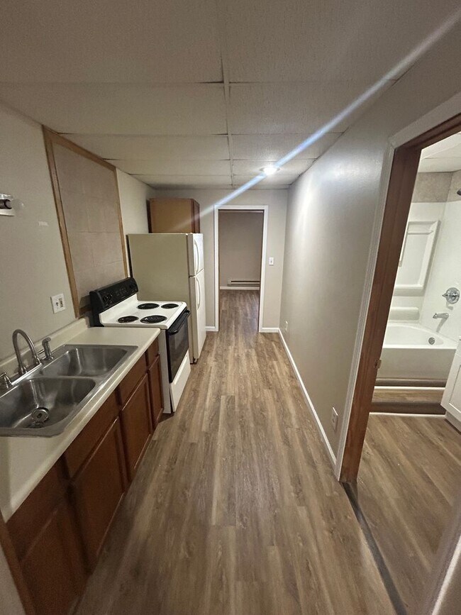 Photo - 1-bedroom apartment in Yorktown $775 Unit #4 9845