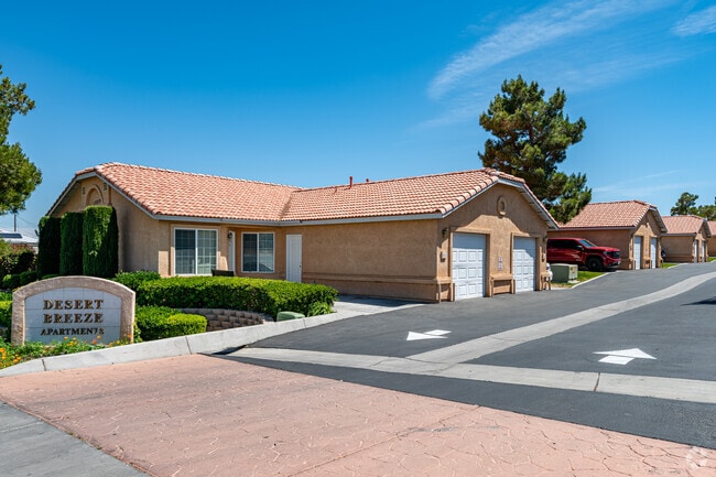 Building Photo - Desert Breeze Apartments